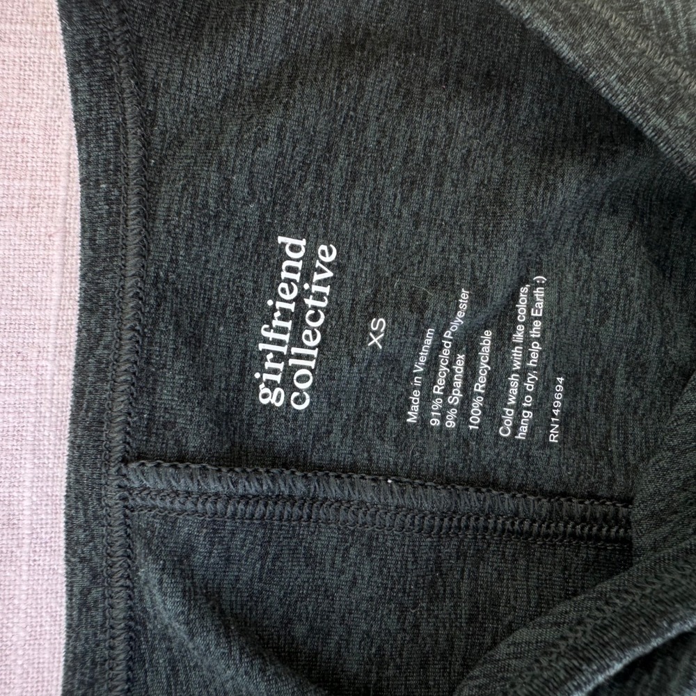 Girlfriend Collective Womens XS Long Sleeve Crop Top Heathered Green Activewear - Picture 5 of 6
